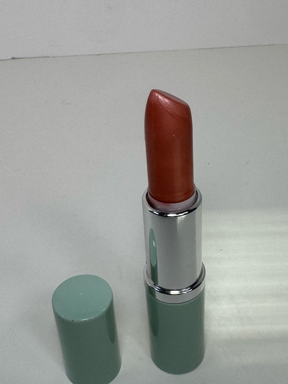 Clinique LONG LAST Soft Shine Lipstick HONEY GLOSS Rare .14oz Green Tube